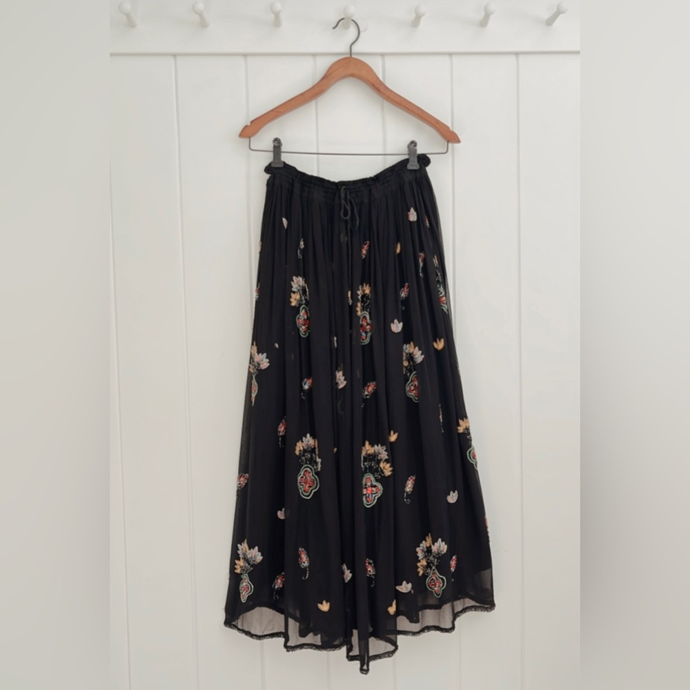 Vintage Black Floral Midi Skirt